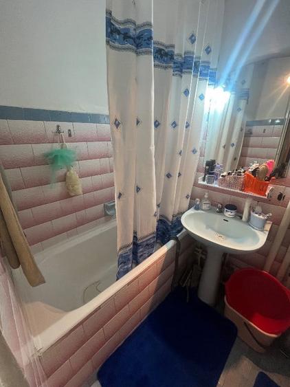 Apartament cu 2 camere semidecomandat în Viziru 1