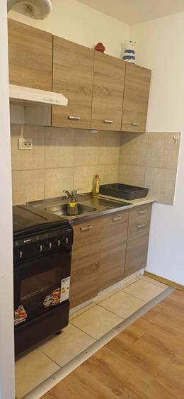 Garsonieră decomandată în Central