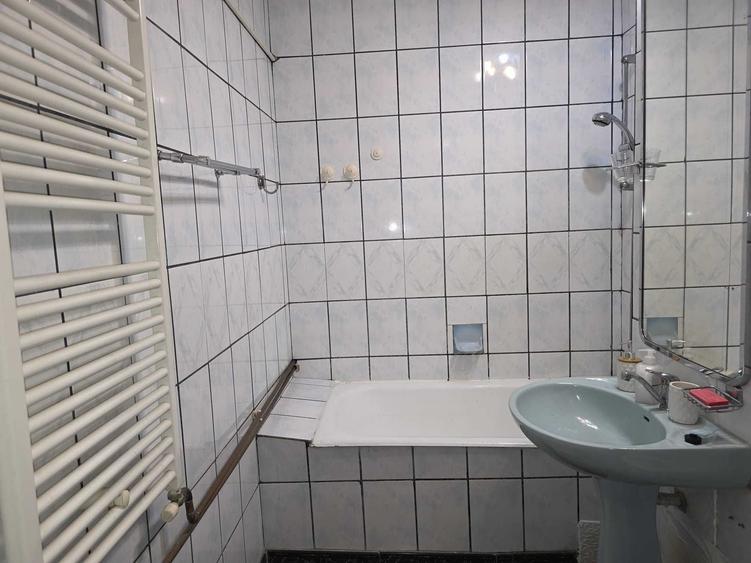 Garsonieră decomandată în Popa Șapcă