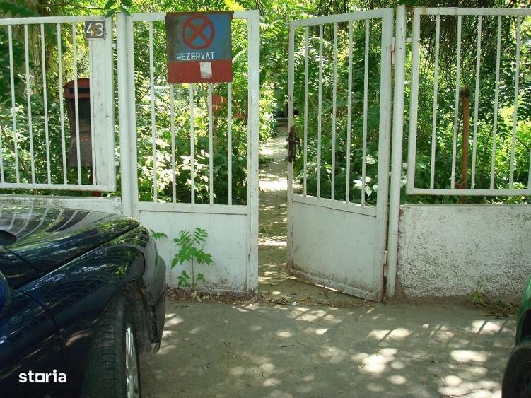Casă cu 3 camere în Central