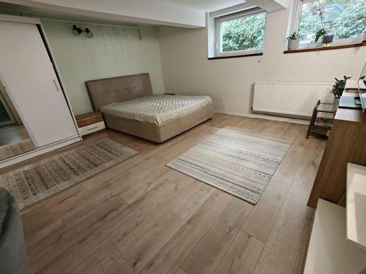 Apartament semidecomandat în Andrei Mureșanu