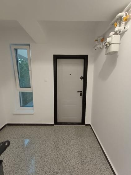 Apartament cu 3 camere decomandat în 1 Mai