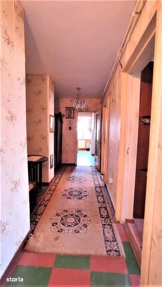 Apartament cu 3 camere în Țiglina 2