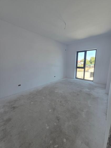 Duplex cu 4 camere cu Teren 270 Mp în Bragadiru