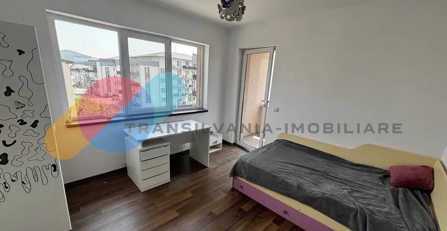 Apartament 3 camere, 2 balcoane, zona Terra - 3