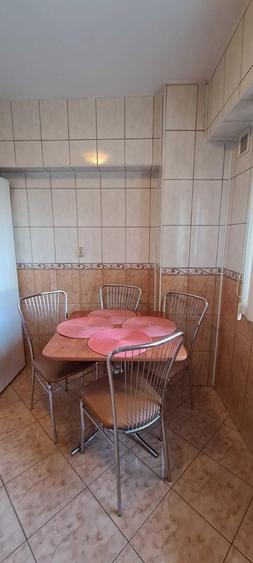 Garsonieră decomandată în Muncii
