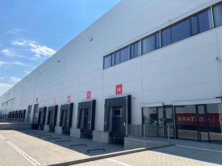 Spațiu industrial, de 1,000 mp, în Ștefăneștii de Jos