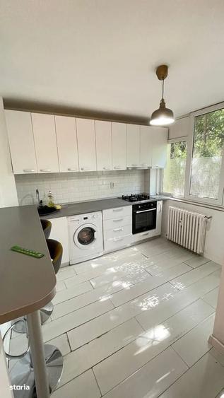 Apartament cu 2 camere decomandat în Aviatorilor