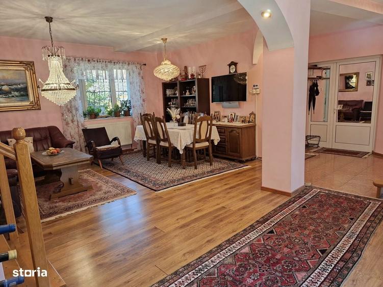 Casa cu aer baroc | 171,65 mp utili | 2 apartamente | Central | Codlea - 5