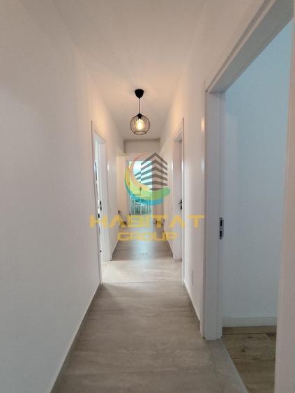 Apartament cu 4 camere decomandat, mobilat în Brâncoveanu