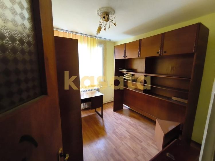 Apartament cu 3 camere decomandat în 1 Decembrie 1918