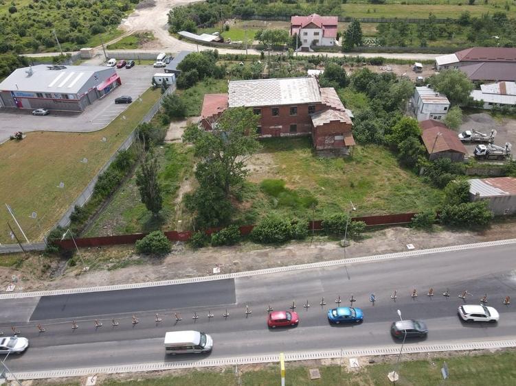 Spațiu comercial, în Ghimpați