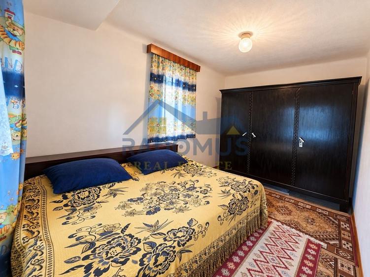 Casă individuală cu 6 camere cu Canalizare în Lupeni