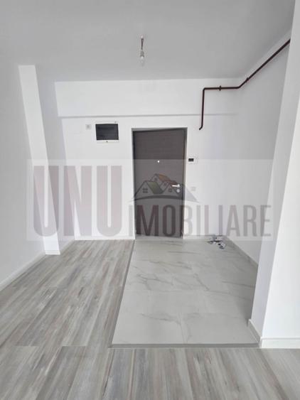 Garsonieră decomandată în Podu Roș