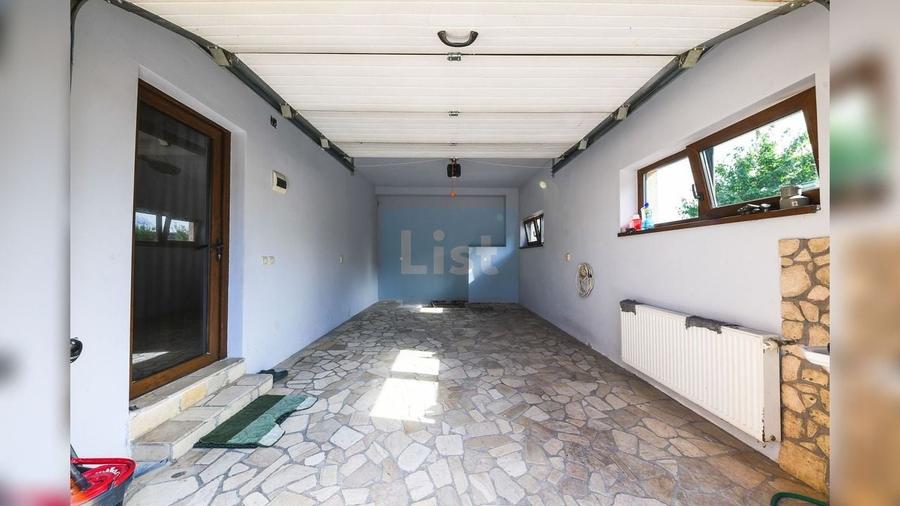 Casă cu 5 camere cu Canalizare în Someșeni