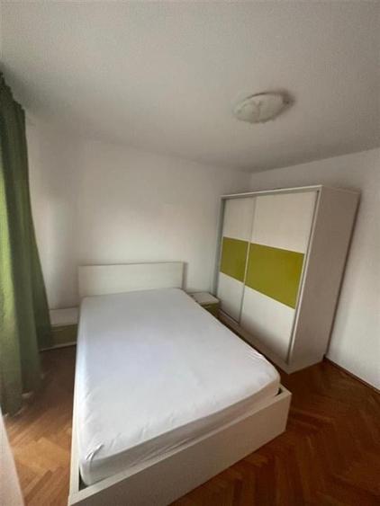 Apartament cu 3 camere decomandat, mobilat în Zorilor