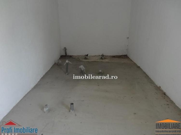 Teren Construcții intravilan de 18400 mp, în Grădiște