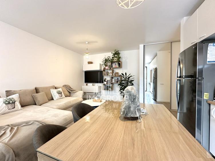 Apartament cu 2 camere semidecomandat în Florești