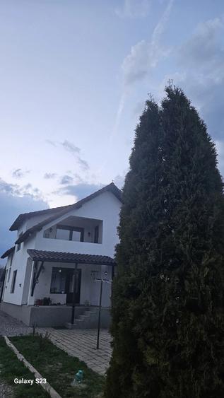 Casă cu Teren 1700 Mp în Central