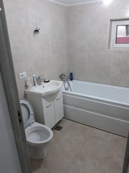 Casă cu Teren 980 Mp în Prisăcani