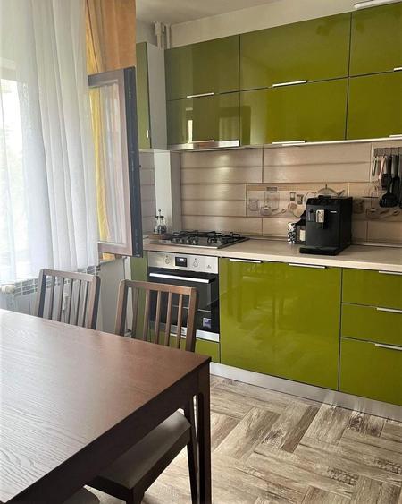 Apartament cu 2 camere decomandat, mobilat în Sebastian