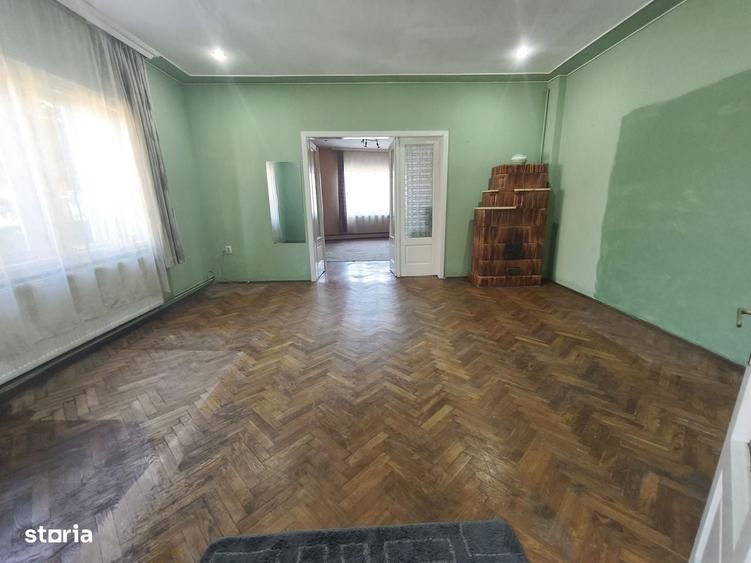 Casă cu 2 camere în Mureșeni