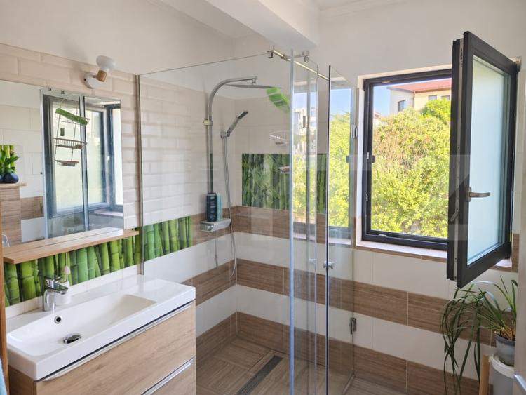 Casă individuală cu 4 camere cu Canalizare în Dâmbul Rotund