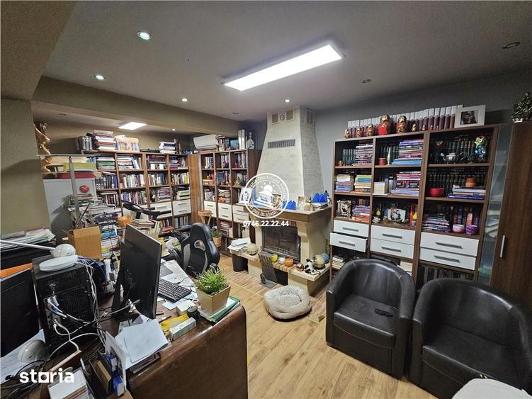 Casă cu 5 camere cu Teren 696 Mp în Aroneanu