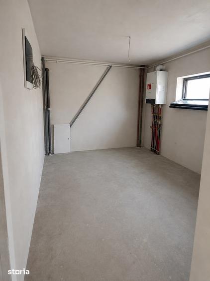 Casă cu 6 camere cu Teren 450 Mp în Apahida
