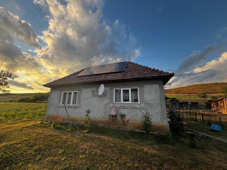 Casă cu 3 camere în Manic