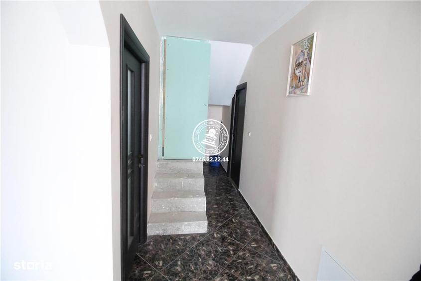 Casă cu 4 camere în Dancu