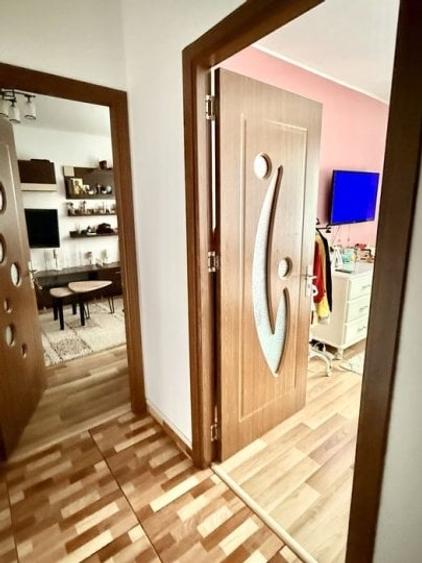 Apartament cu 2 camere decomandat în Titan