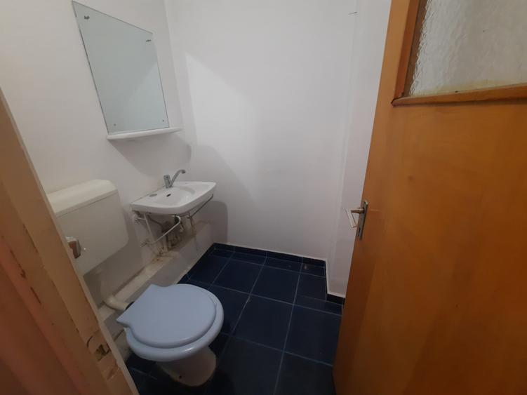 Apartament cu 3 camere decomandat în 13 Septembrie