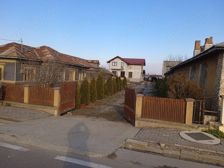 Casă cu 6 camere în Mihai Vodă
