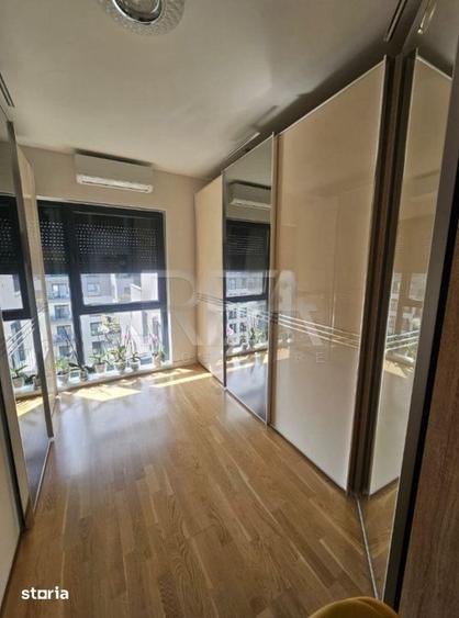 Apartament cu 3 camere decomandat în Grivița