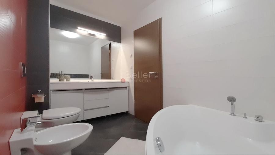 Apartament cu 2 camere semidecomandat, mobilat în Drumul Poienii
