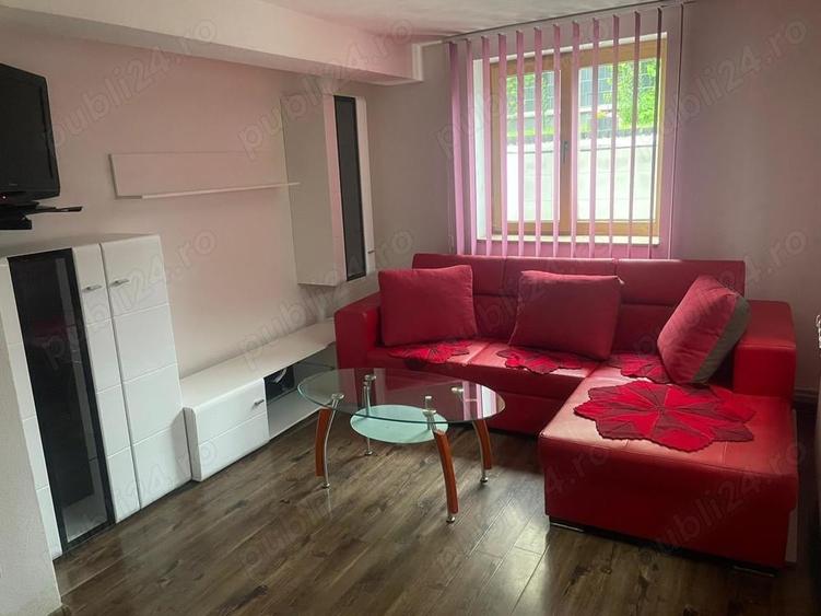 Apartament cu 2 camere decomandat în Vasile Aaron