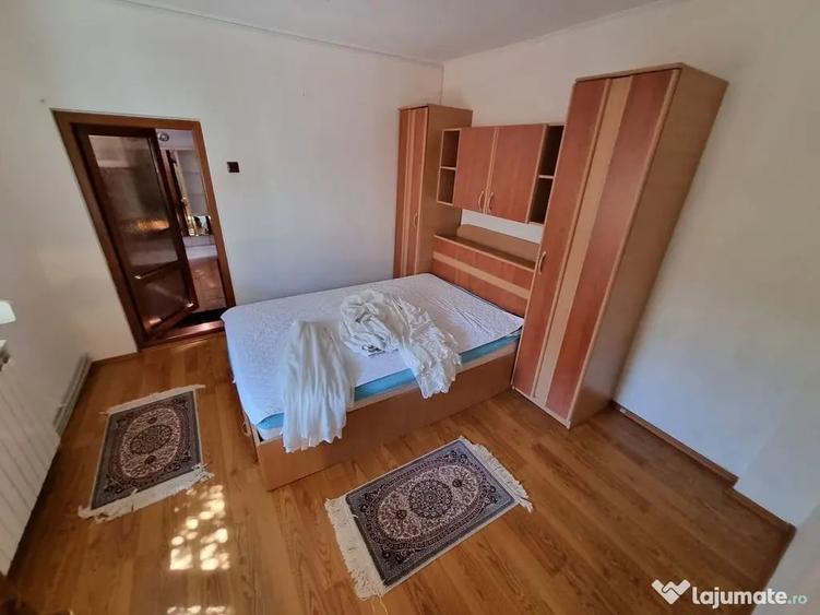 Casă cu 4 camere cu Teren 185 Mp în Dacia
