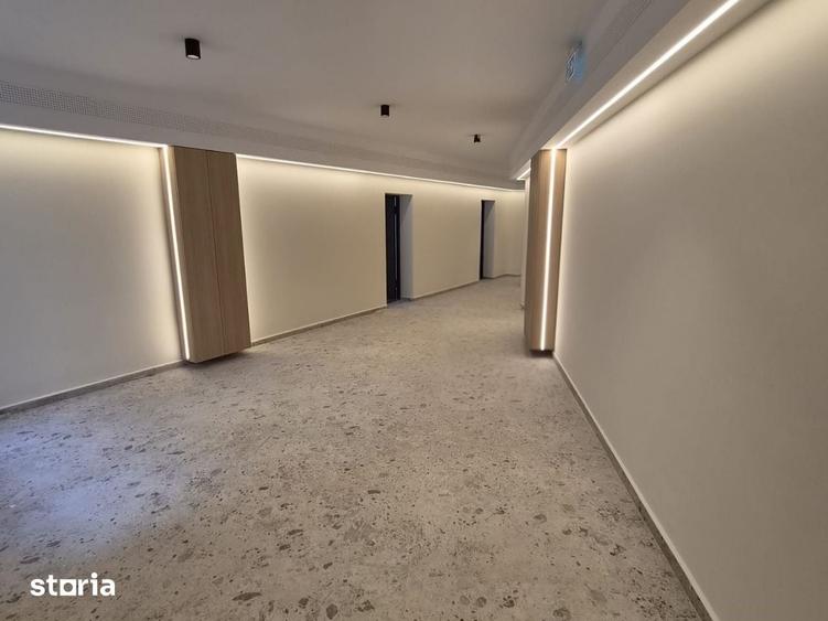Apartament cu 3 camere în Tractorul