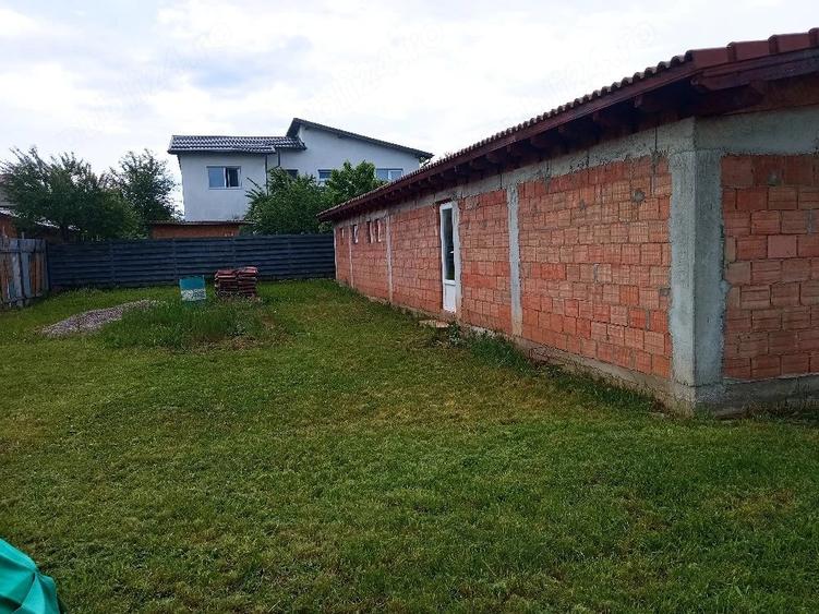 Casă cu Teren 600 Mp în Tărlungeni