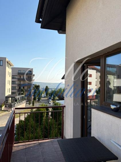Apartament cu 3 camere decomandat, mobilat în Andrei Mureșanu