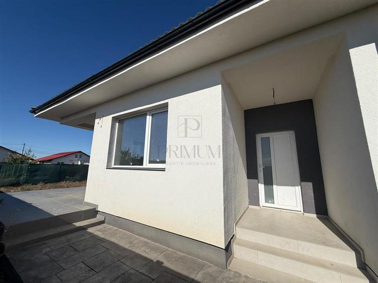 Duplex cu 3 camere cu Teren 370 Mp în Bucovăț (Remetea Mare)