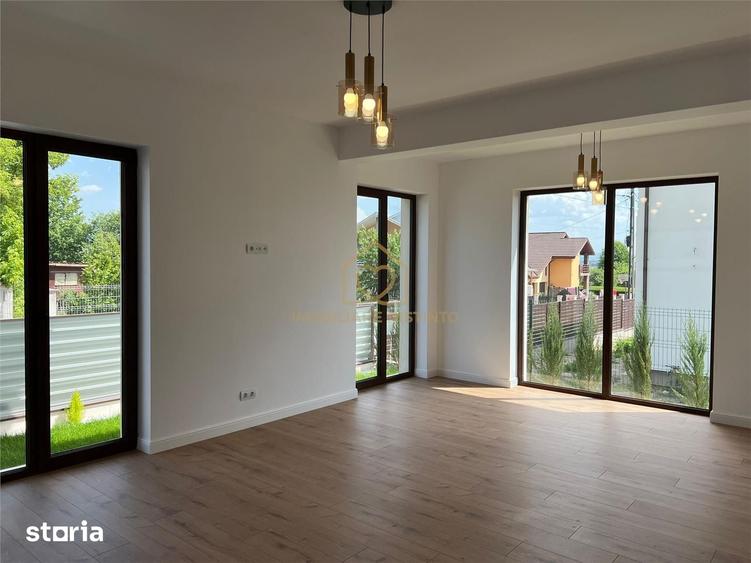 Casă cu 4 camere cu Teren 425 Mp în Valea Borcutului