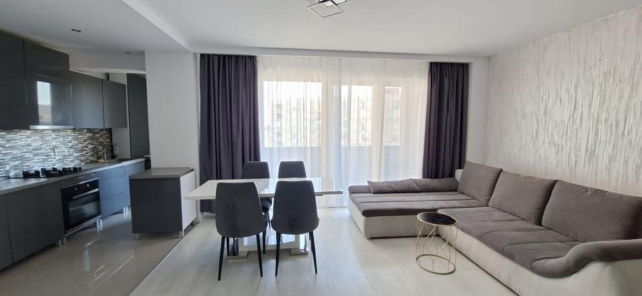 Apartament cu 2 camere semidecomandat, mobilat în Aradului