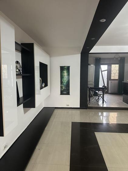 Casă cu 4 camere cu Teren 380 Mp în Central