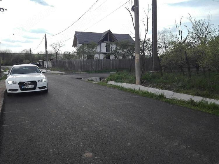 Teren de 800 mp, în Predești
