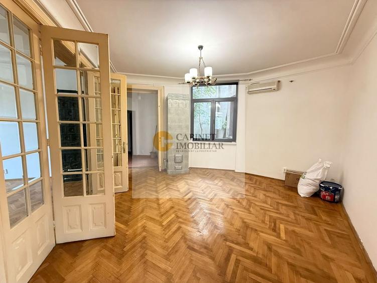 Apartament cu 3 camere circular în Rosetti