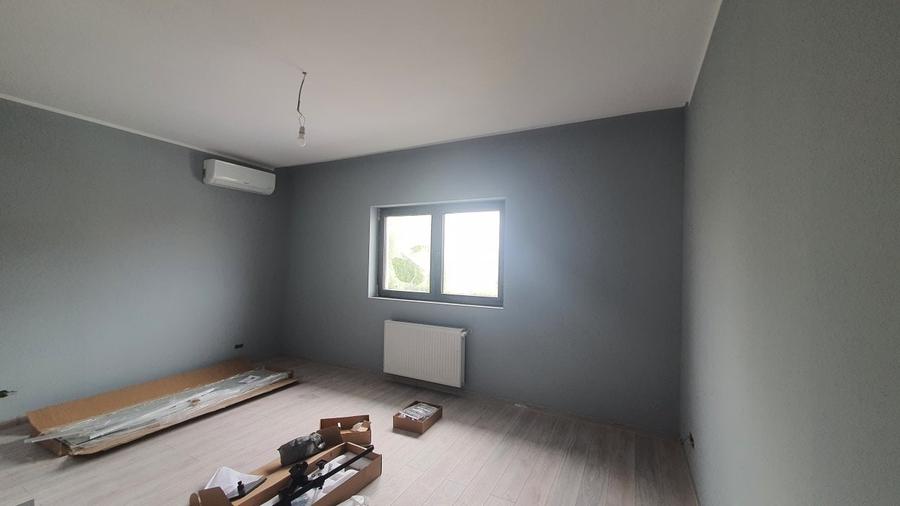 Casă cu 5 camere cu Canalizare în Pipera