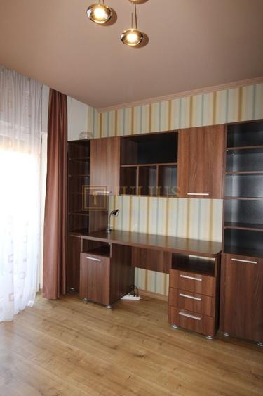 Apartament cu 3 camere semidecomandat, mobilat în Braytim