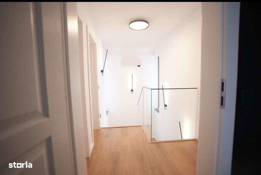 Casă cu 4 camere cu Teren 370 Mp în Rediu